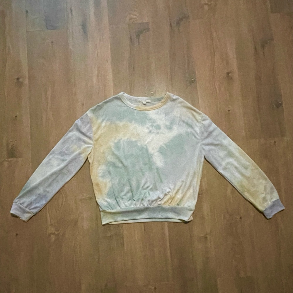 Women’s Light Tie Dye Crew Neck Sweater